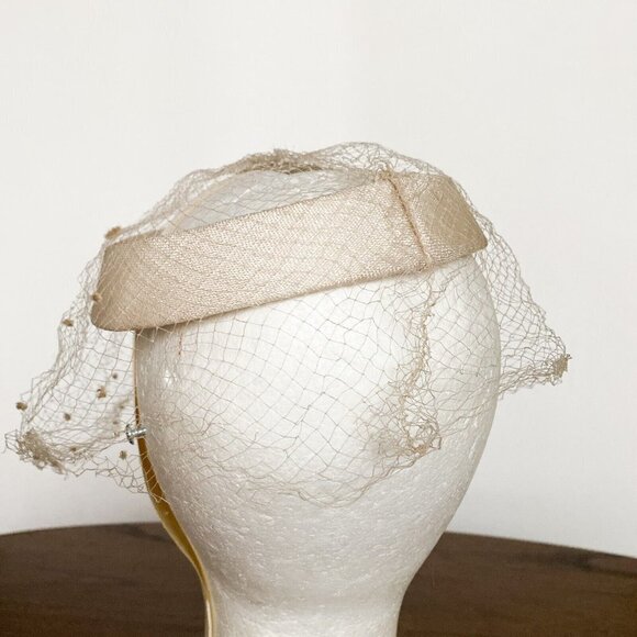 Vintage 50s 60s Nude Beige Vail Detail Headpiece S - Picture 4 of 8